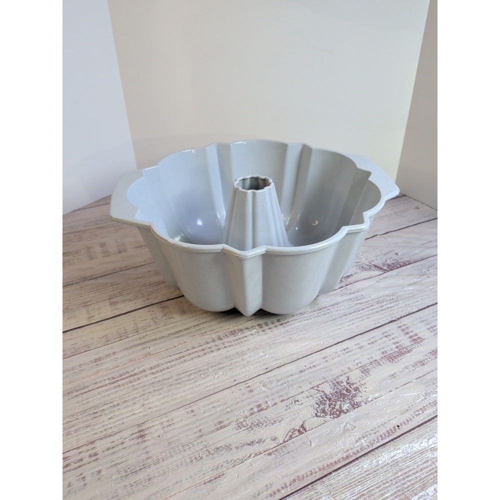 Nordic Ware Bundt Tube Pan 9 inch, 9 cup Gray Microwave Safe Made USA